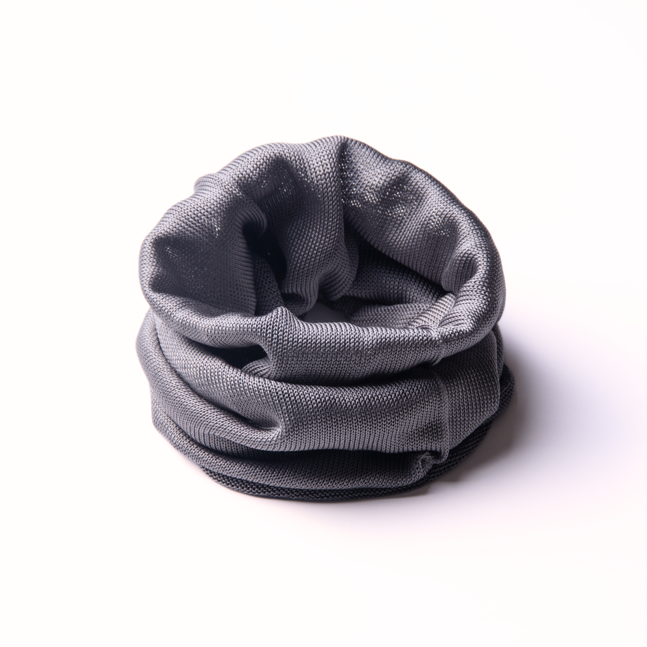 ひんやりシルク100%のネックガード