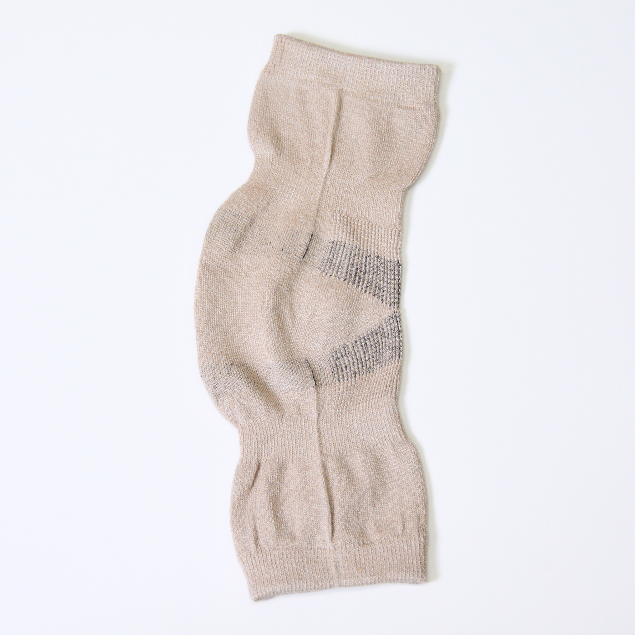 シルク膝ケアサポーター(1枚入り）～遠赤外線効果とシルクの相乗効果