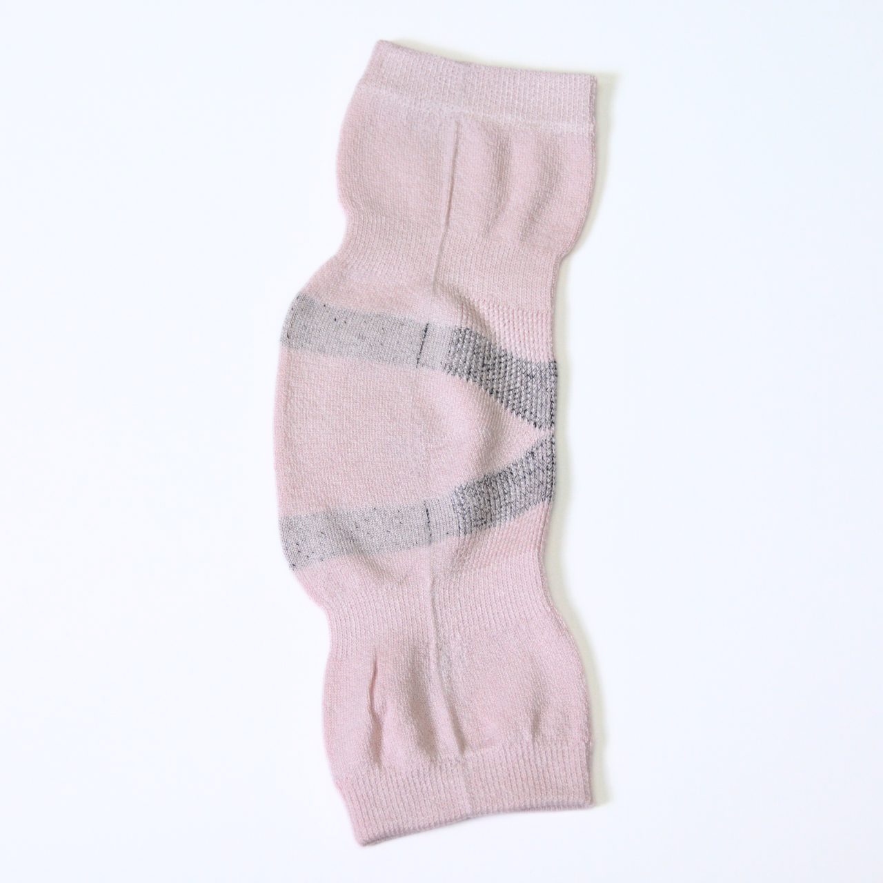 シルク膝ケアサポーター(1枚入り）～遠赤外線効果とシルクの相乗効果