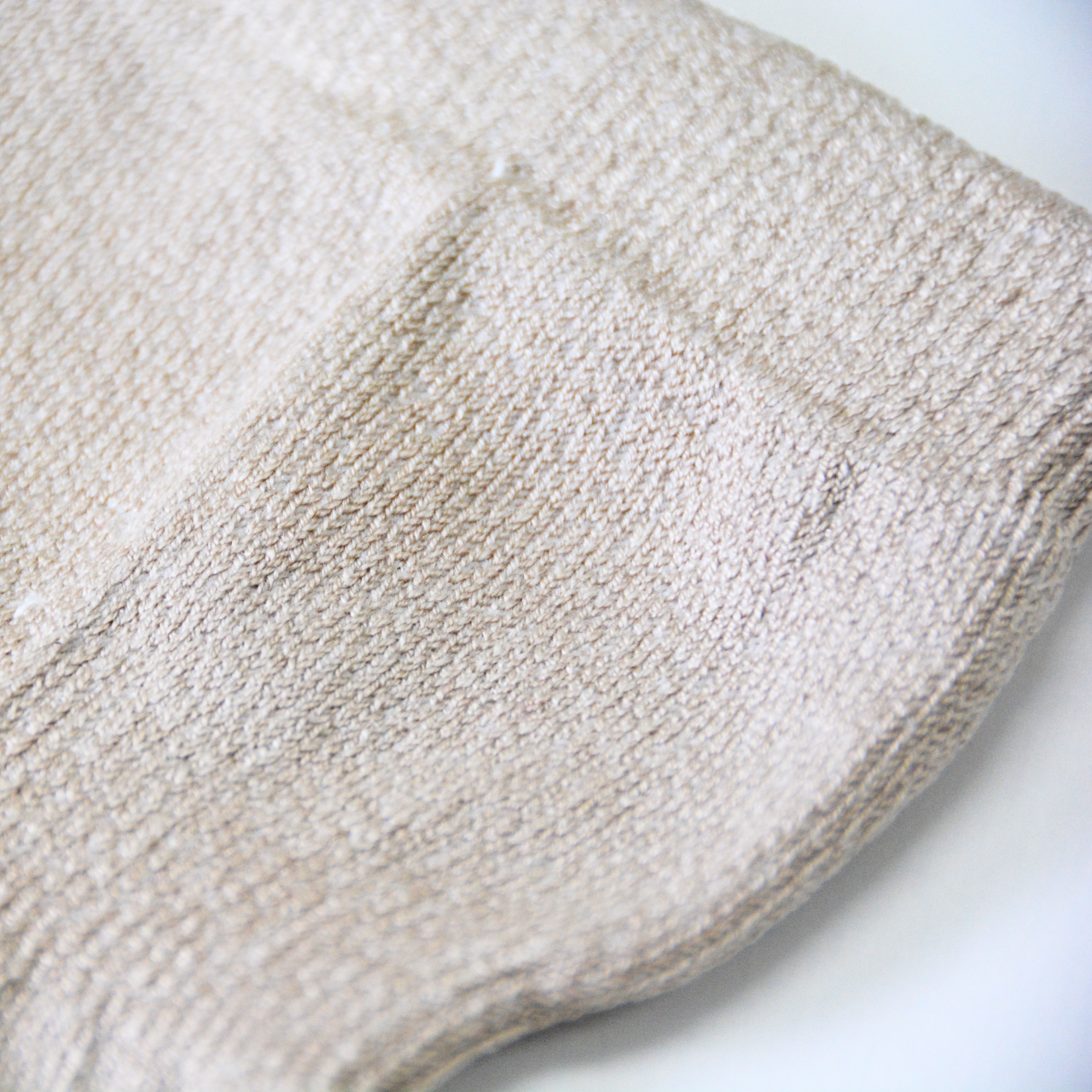 シルク膝ケアサポーター(1枚入り）～遠赤外線効果とシルクの相乗効果