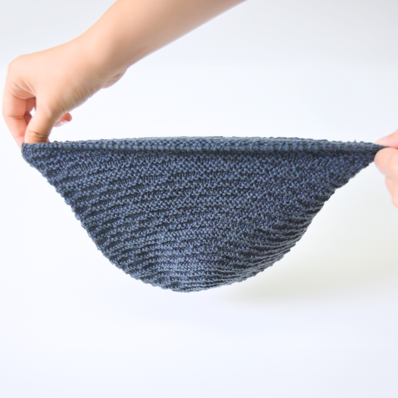 ニット帽ラムウール100％ビーニー帽