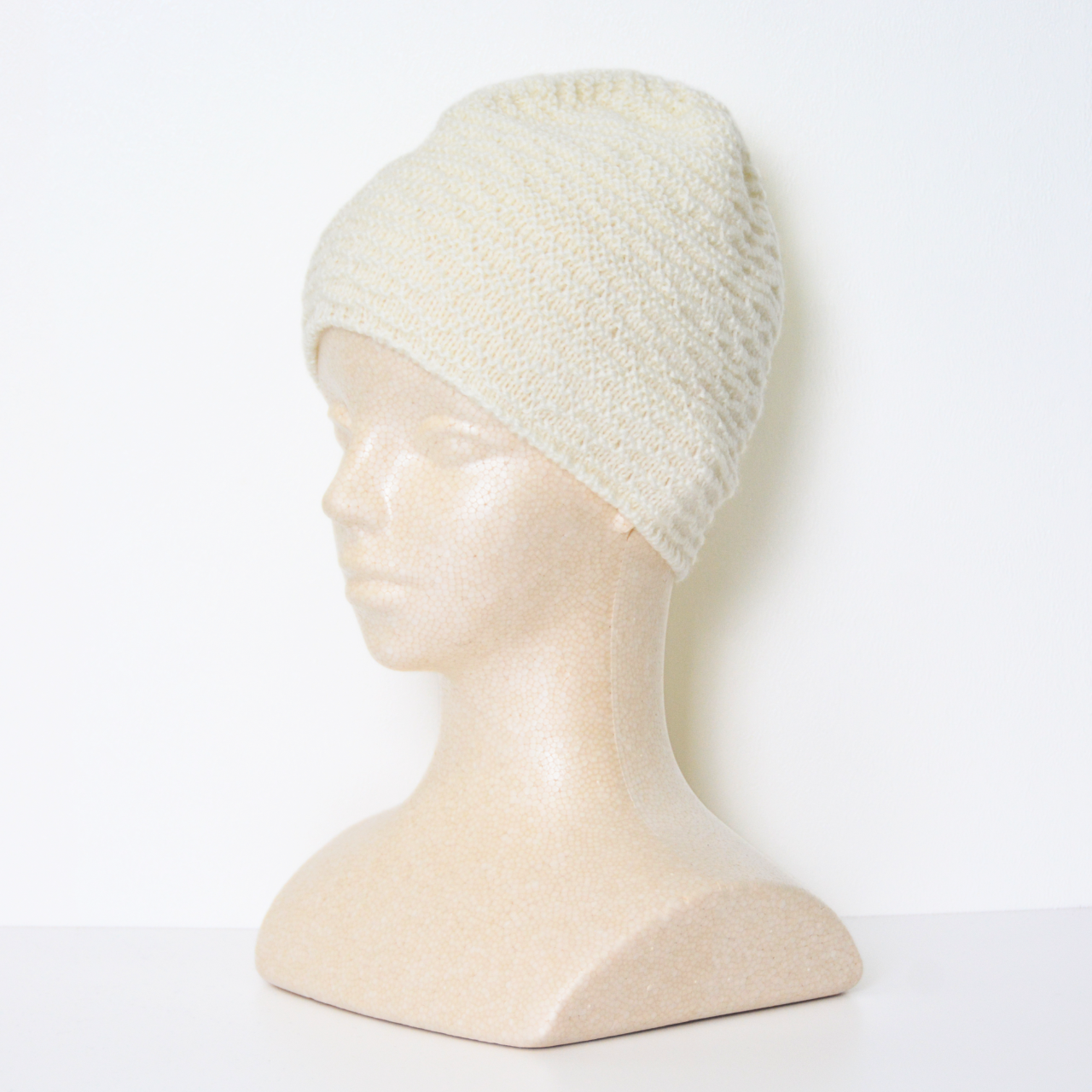 ニット帽ラムウール100％ビーニー帽