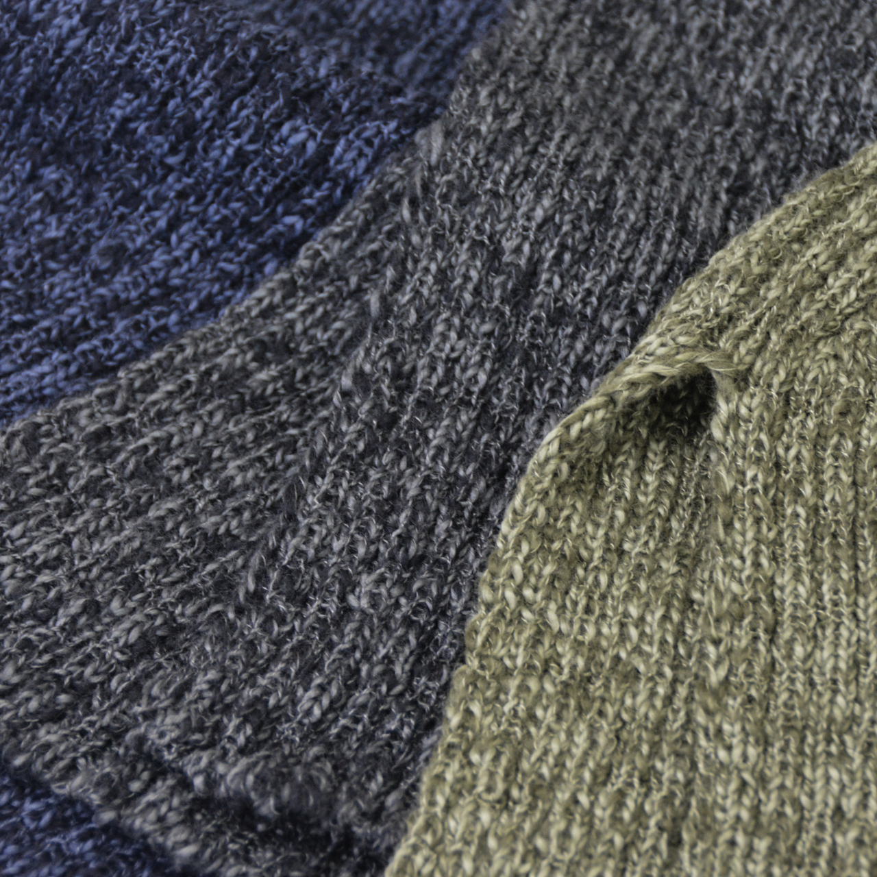 ウール混 スラブハイネックスヌード