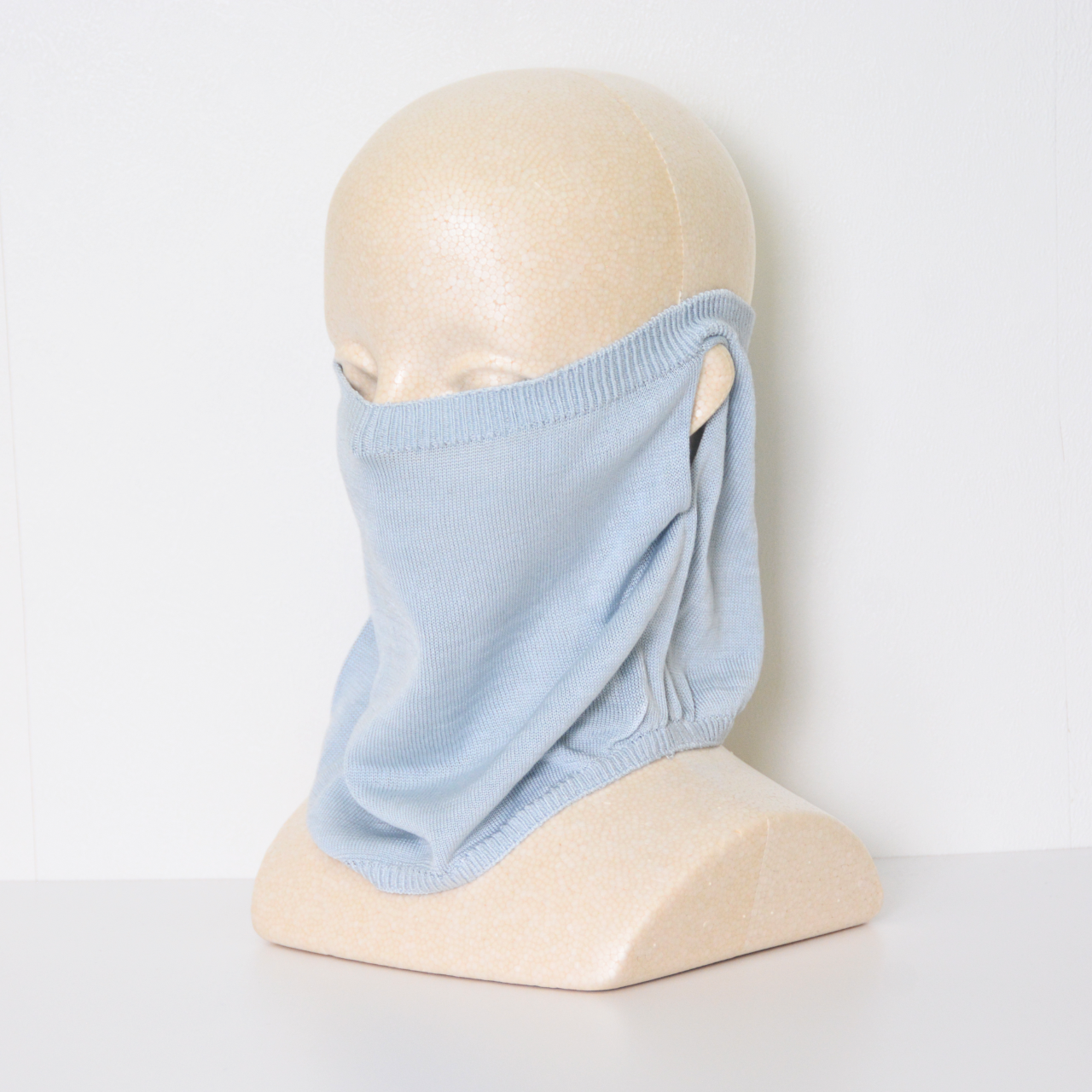 シルク100％のフェイスマスク