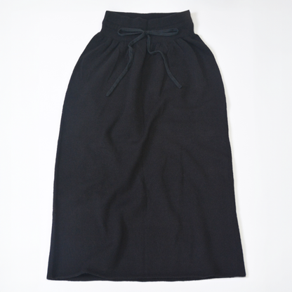 ニットスカート［まるで空気のように、軽くて温かいウール100％］