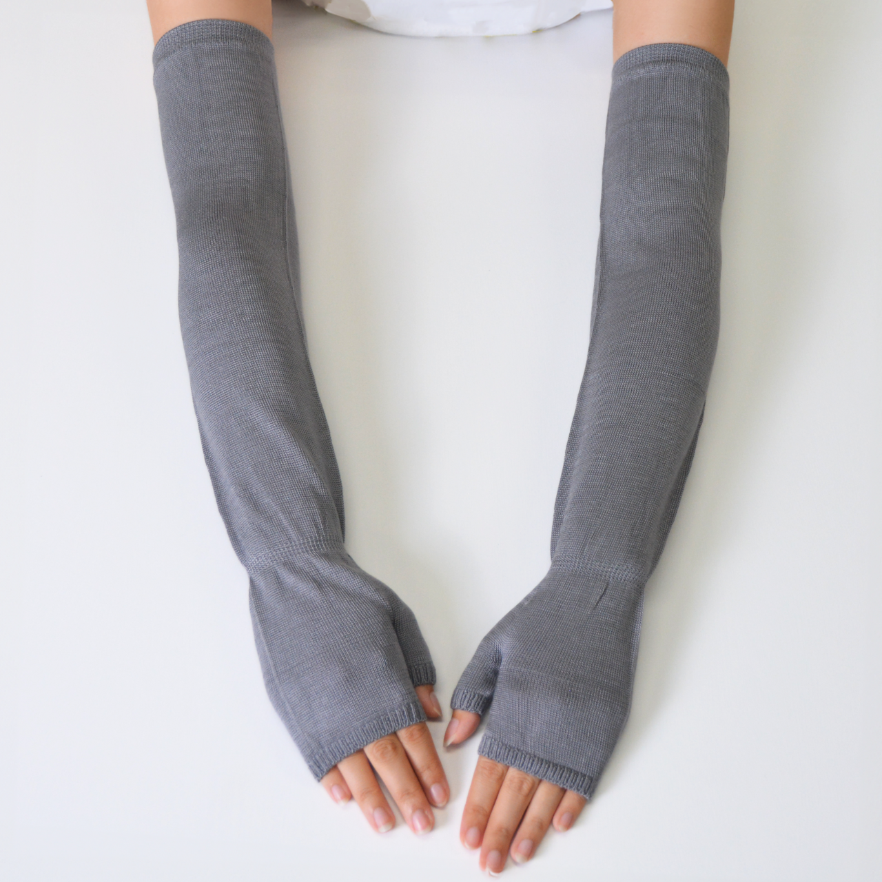 夏用UVカットアームカバーロング丈 シルク100%