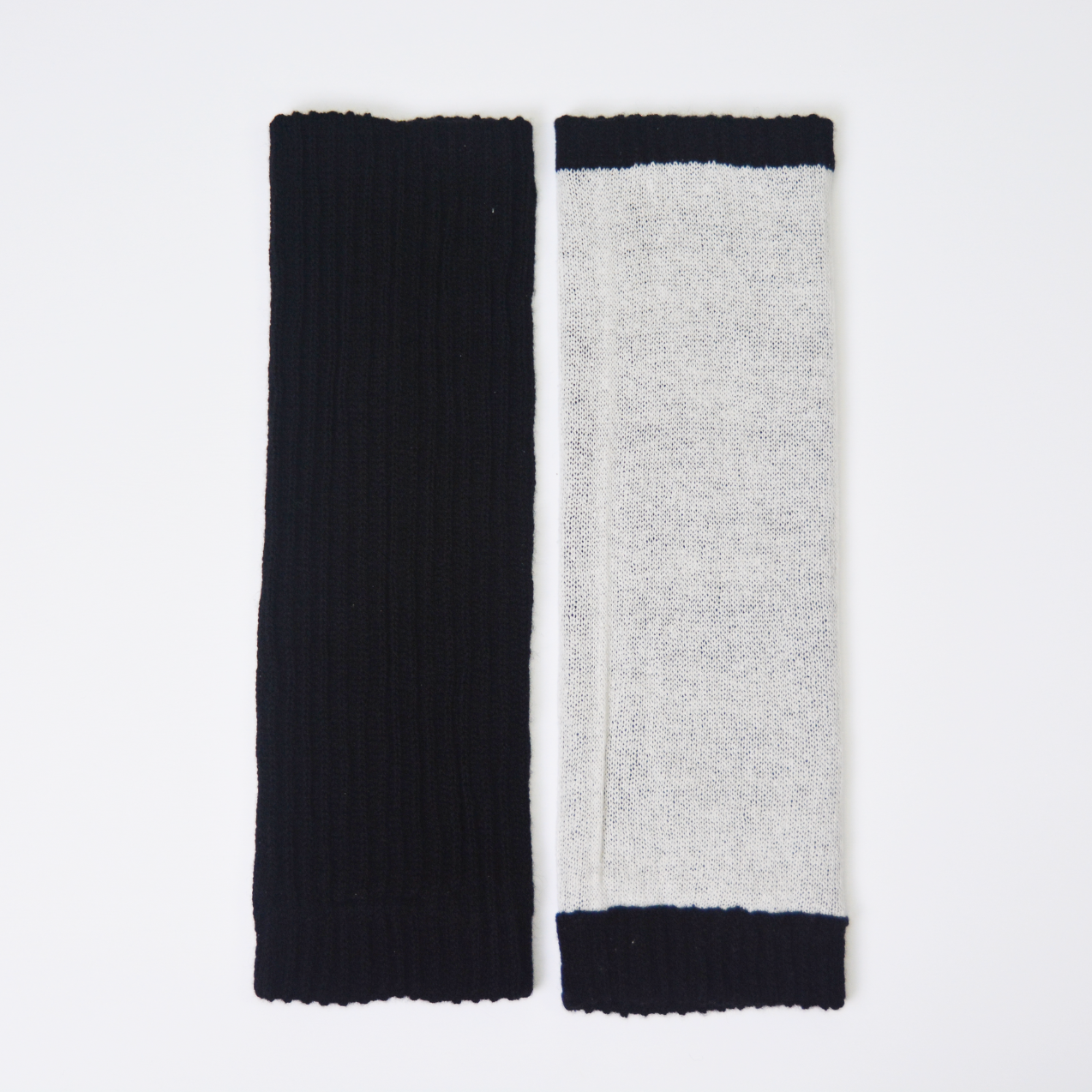 レッグウォーマ―かかとなし ウール&シルクですっ極暖たか