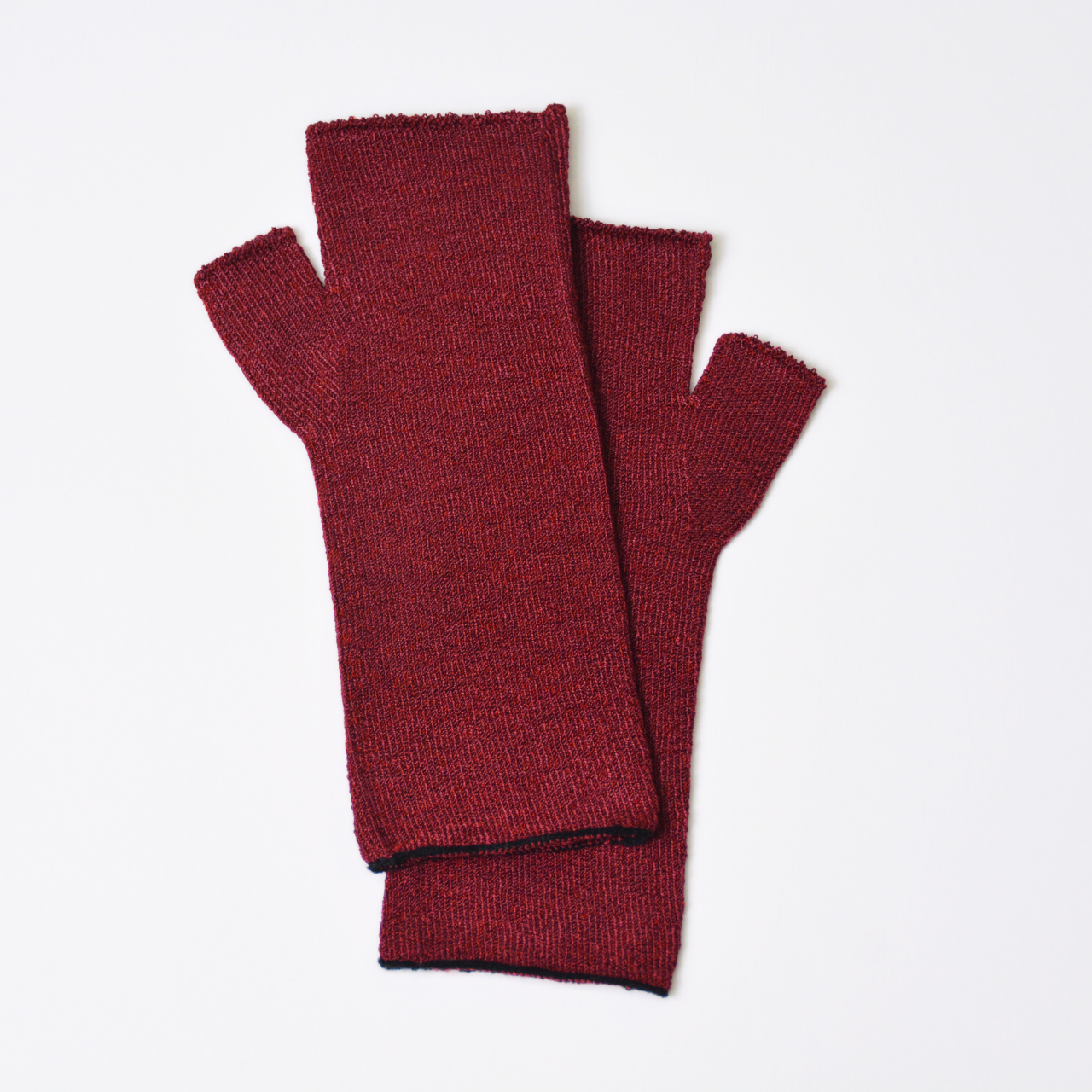 ハンドウォーマー上質シルク90％以上使用