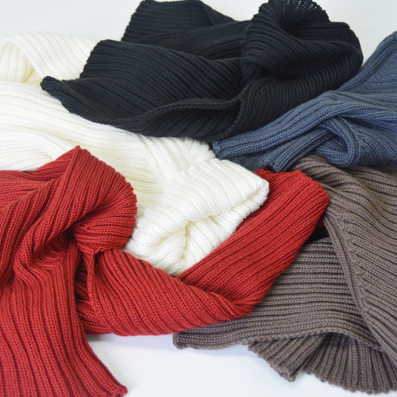 ラムウール100％ ハイネックスヌード