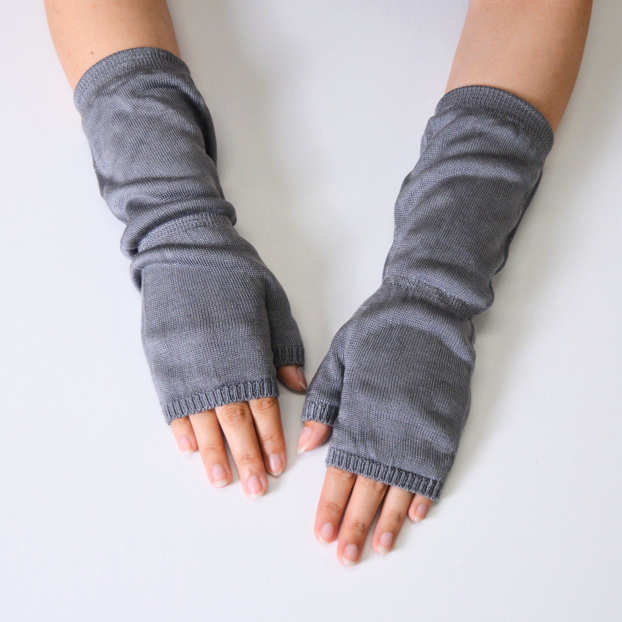 UVカットアームカバーショート丈シルク100%