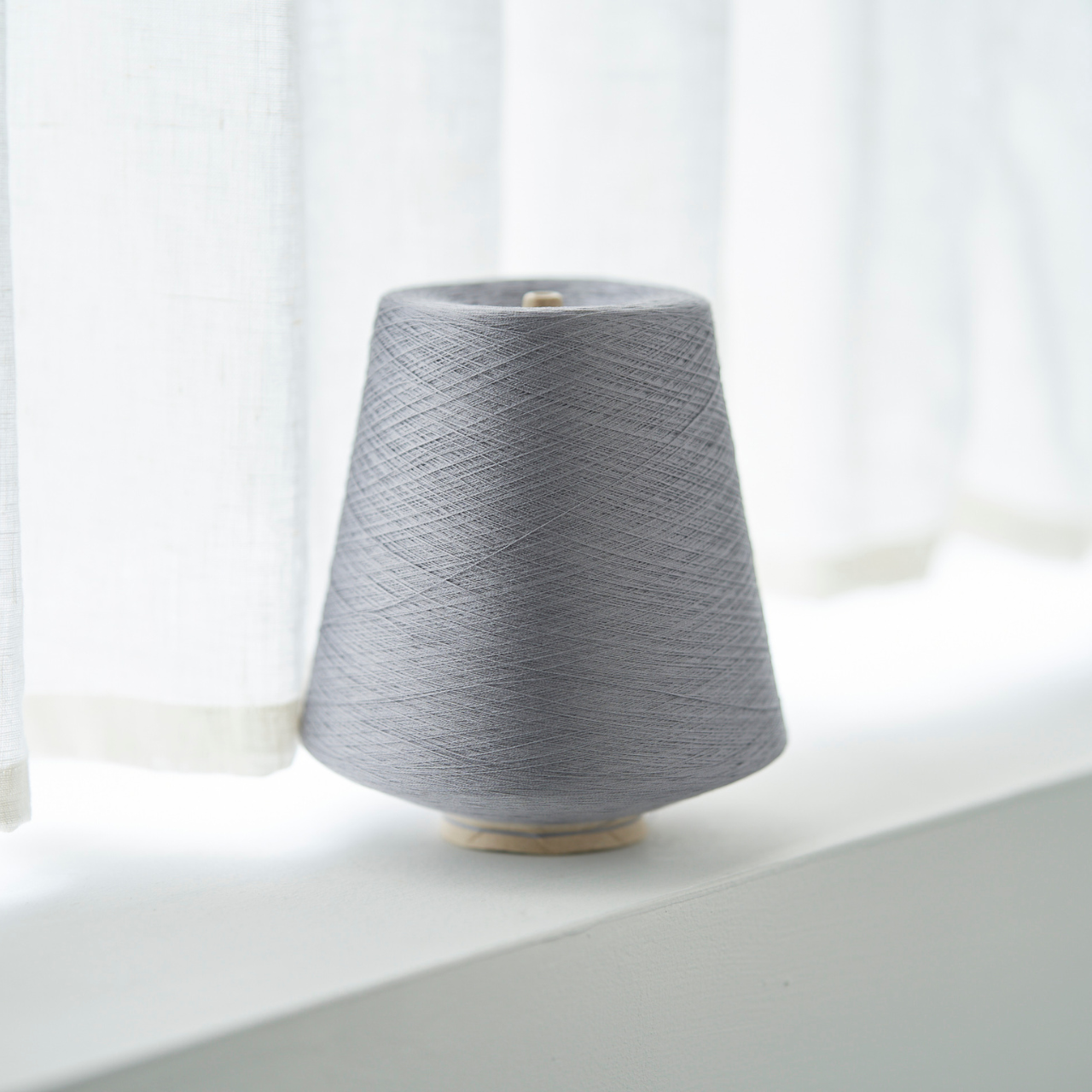 上質シルク90% ブラ付きタンクトップインナー