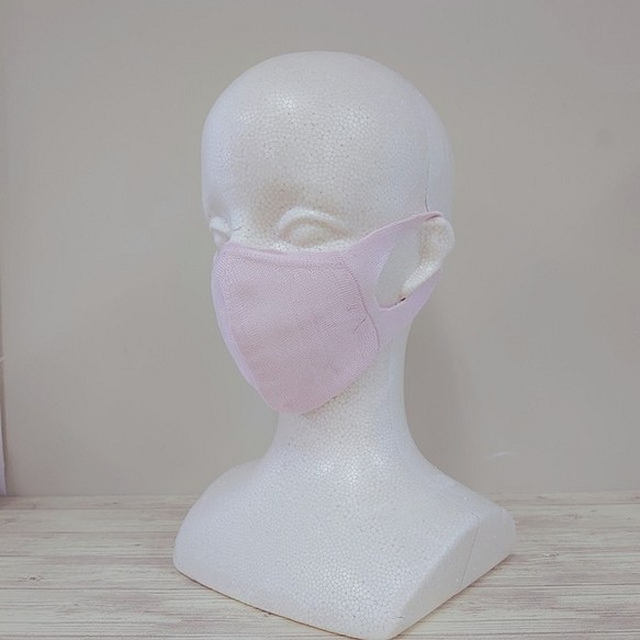 不織布マスクとともにつけるシルク１００％のマスク2枚重ねで肌荒れ防止＆感染対策もばっちり | マスク